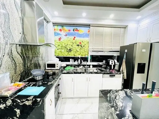 Bán Nhà Hoàng Quốc Việt 70M2, 5T, Mt 4.8M, Ngõ Ôto, Cạnh Hồ, 22 Tỷ