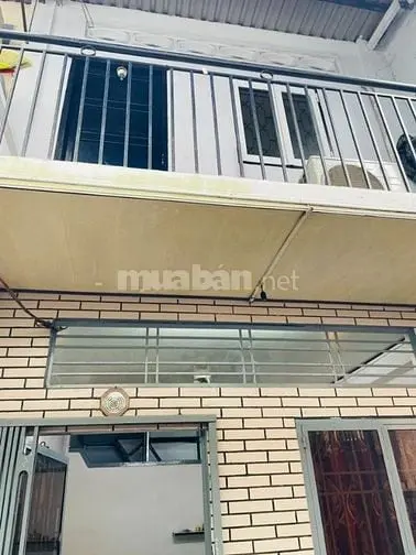 Bán Nhà Hẻm 3 Gác Thẳng 1 Trục Trần Phú Q.5 : + Vị Trí Rất Trung Tâm