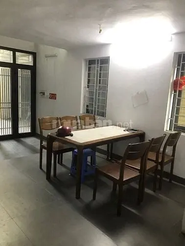 Chính Chủ Cho Thuê Nhà Mặt Đất