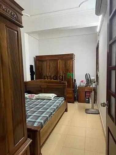 Nhà Hoàng Quốc Việt - Cầu Giấy