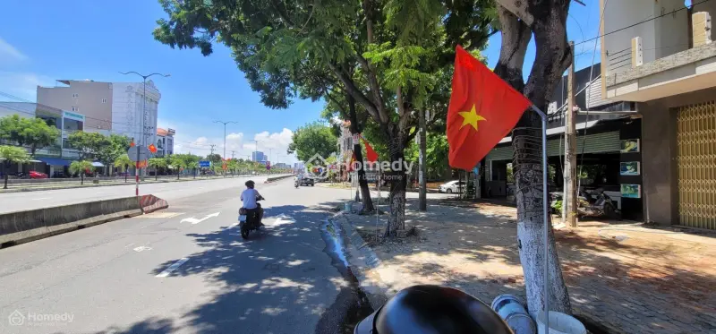 Cần Bán Lô Đất Mặt Tiền Ngô Quyền, Gần Ngã Tư Ngô Quyền - Khúc Hạo, Khu Vực Kinh Doanh Sầm Uất