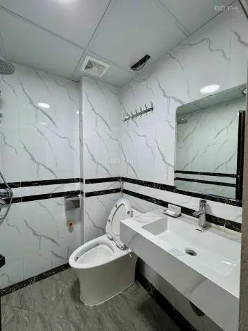 Siêu Phẩm Minh Khai- Dân Xây- Cách Bước Ra Ô Tô - Mặt Tiền Rộng 9M - 31M2 - Trên 7 Tỷ Đồng