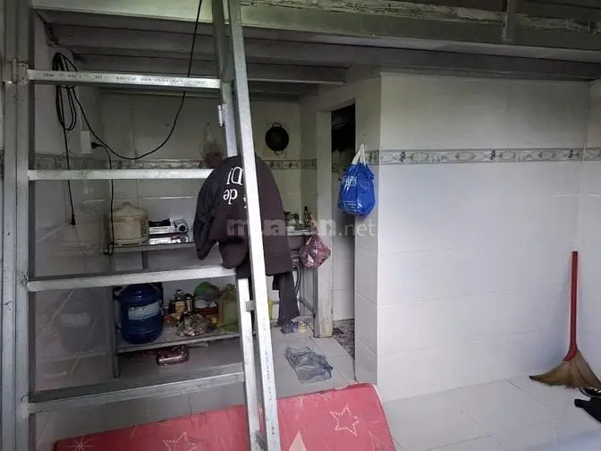 1 Căn Nhà Và 9 Phòng Trọ. 300M2 Có Thổ. Gần Kcn. 1,45 Tỷ