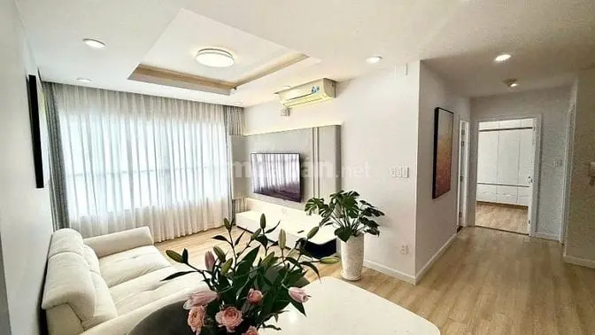Chị Khách Đẹp Cân Bán Gấp Căn Hộ Siêu Đẹp-Định Cư Nước Ngoài