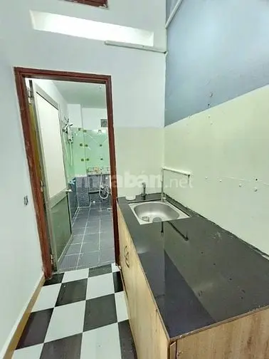 Cho Thuê Căn Hộ Có Gác, Chdv 2 Pn Rộng 60M2, Bếp, Wc Riêng Gần Sân Bay
