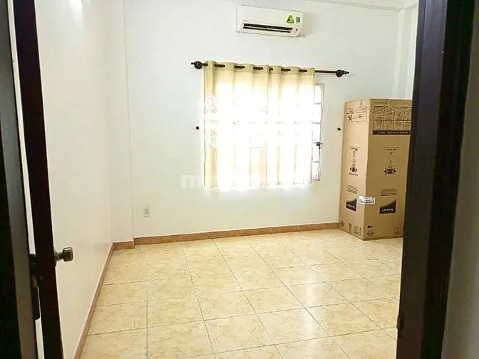 Cho Thuê Nguyên Căn 4X10 Đúc 1 Lầu 2Pn 2Wc 2 Mlạnh Hẻm Xhơi P5 Dq Hàm