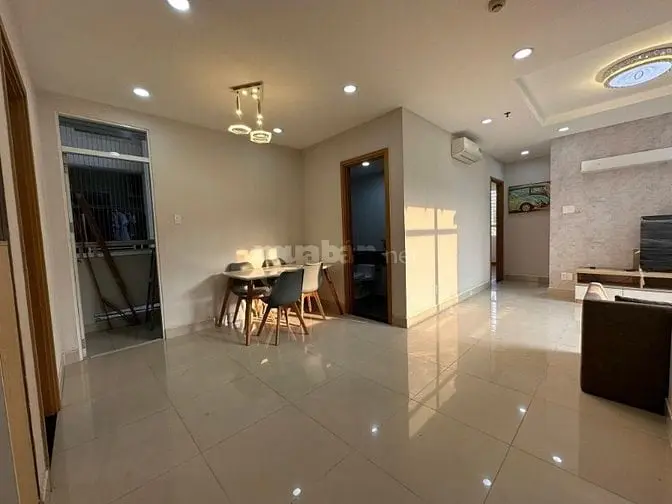 Cho Thuê Him Lam Chợ Lớn, Nhà Trống 10Tr, Có Rèm. Lh 0903 675 770