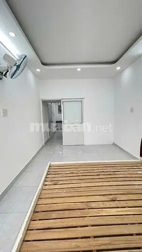 Cho Thuê Nhà Hẻm 1.5M(Xm) Trần Đình Xu, P.n.c.trinh, Q.1 Giá 10Tr