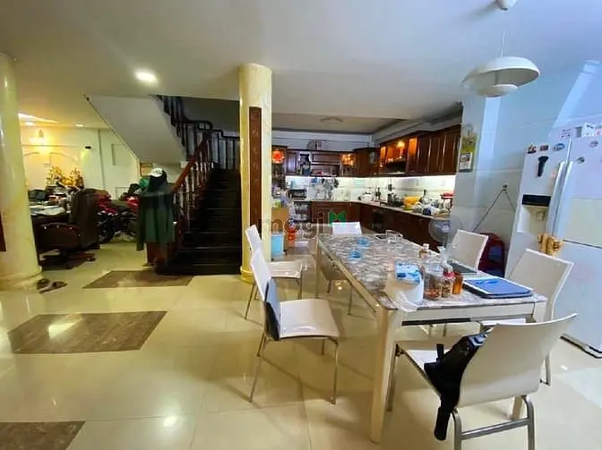 🏠 Biệt Thự 5 Tầng Quận 1 – 10 Phòng Ngủ, Thích Hợp Ở Hoặc Đầu Tư