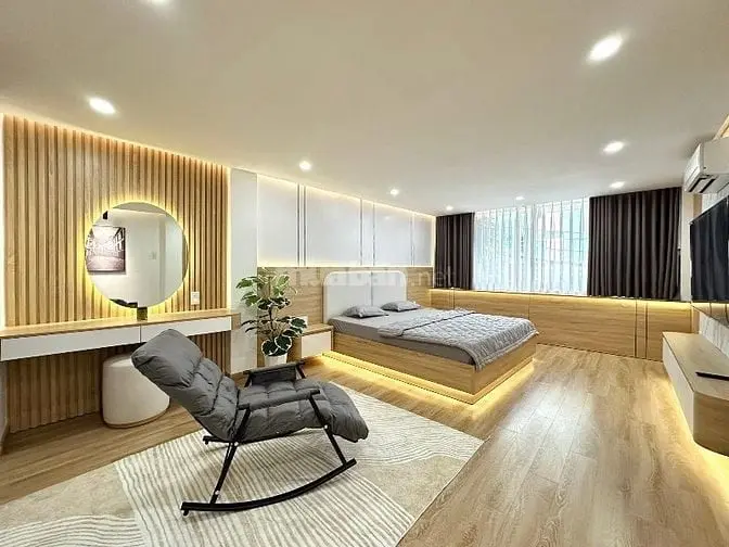 Chính Chủ Đời Lâu Bán Nhà Nguyễn Văn Đừng, Quận 5, Cách Mặt Tiền 2 Căn