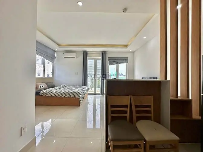 Trống 2 Căn Full Nội Thất Ban Công View Landmark Thuận Tiện Qua Quận 1