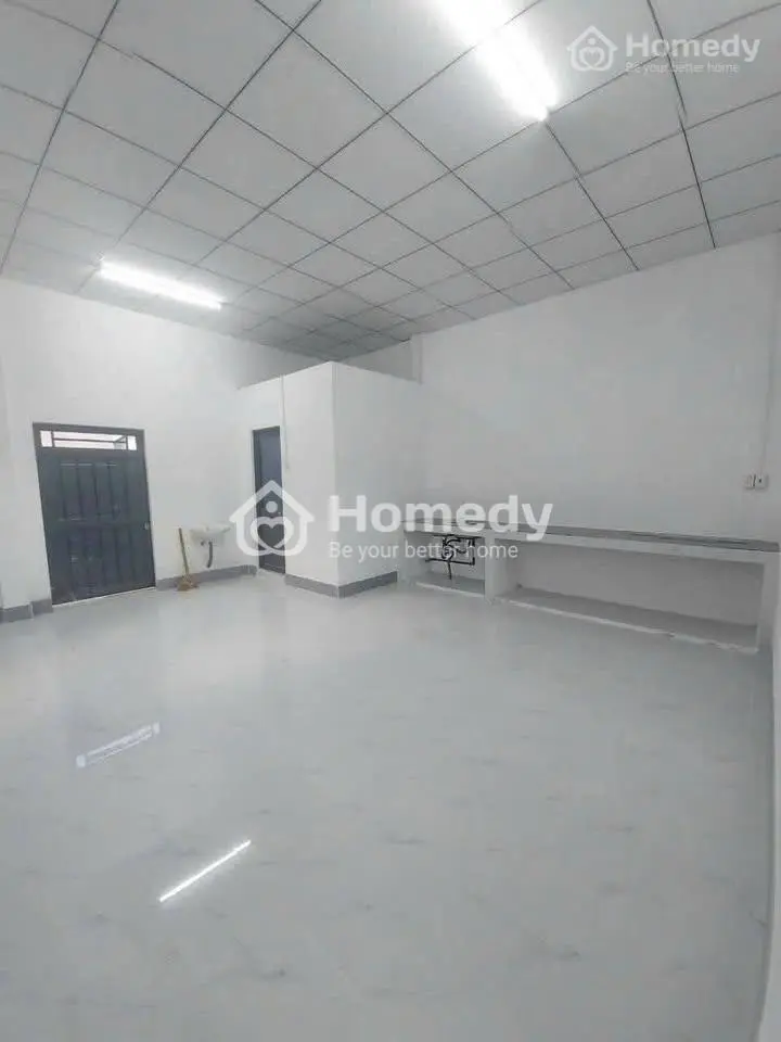 Thu Vốn ! Bán Gấp Căn Nhà Mt Bán Trà Sữa Ở Gần Tt Trảng Bàng 134M2 Shr Giá 740Tr