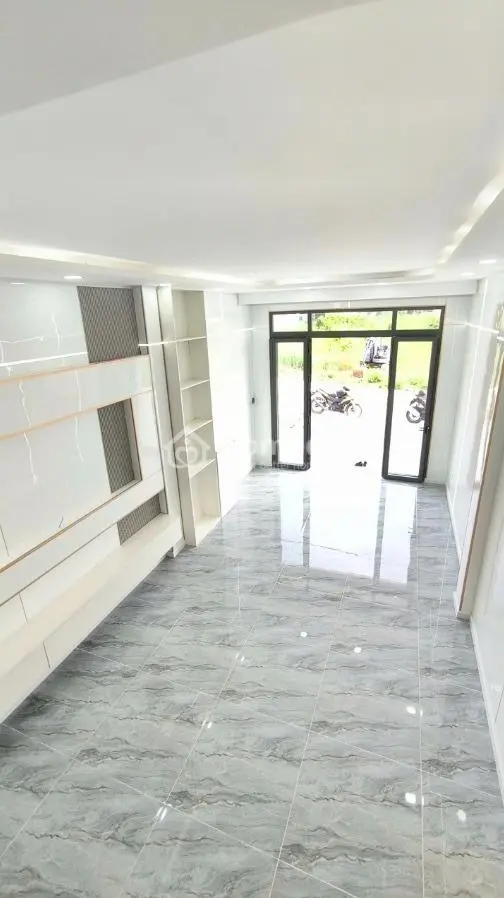 Bán Nhà Ngay Mặt Tiền Hồ Văn Cống - Thủ Dầu Một, Nhà Vừa Xây Xong - Thiết Kế Hiện Đại Chỉ 2X Tỷ