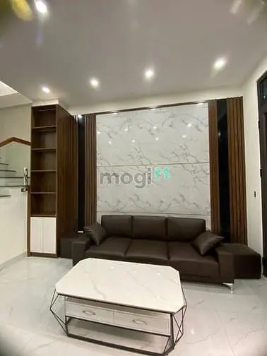 Bán Gấp Nhà Ngô Quyền🏠40M²🔥Thoáng Mát🚗Ôtô Đỗ Cửa–Phân Lô Gần Cầu Am