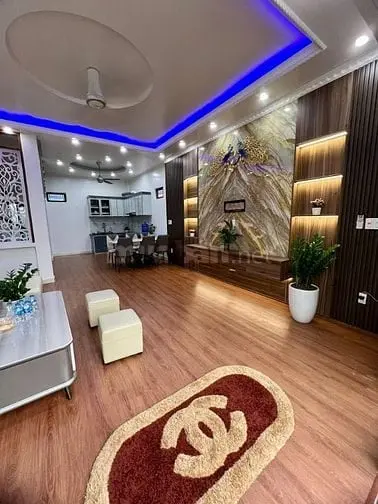 Nhà 3 Tầng Mặt Trục Chính Quỳnh Hoàng Tặng Full Nội Thất