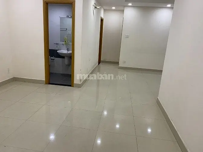 Cho Thuê Him Lam Chợ Lớn, Nhà Trống 10Tr, Có Rèm. Lh 0903 675 770