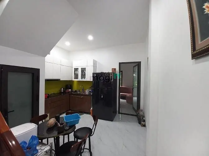 Nhà Đẹp_Cự Khối Long Biên-3 Tầng*60M_Mt4M -Ô Tô Đỗ Gần Ô Tô Tránh