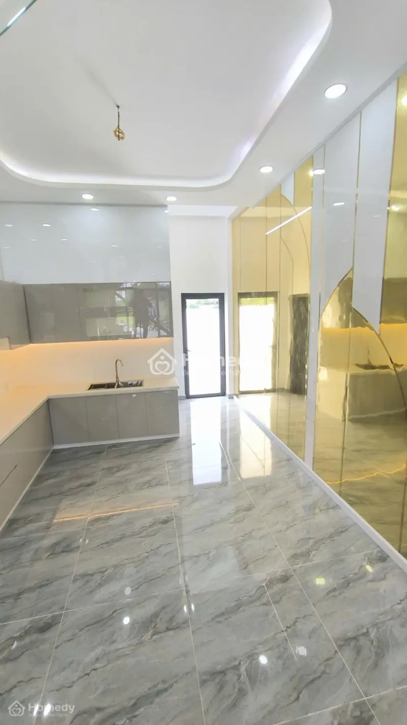Bán Nhà 1 Trệt 2 Lầu Ở Đường Hồ Văn Cống, Gần Trung Tâm Thủ Dầu Một