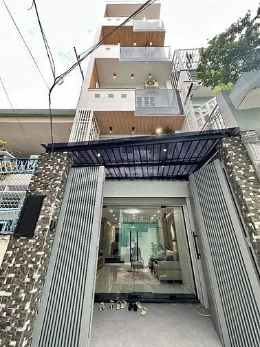Chính Chủ Đời Lâu Bán Nhà Nguyễn Văn Đừng, Quận 5, Cách Mặt Tiền 2 Căn