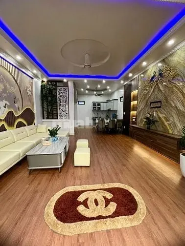 Nhà 3 Tầng Mặt Trục Chính Quỳnh Hoàng Tặng Full Nội Thất
