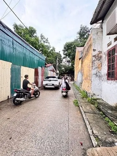Bán Đất Tặng Nhà Hồ Tùng Mậu 44M2, Ô Tô, Ngõ Thông , Kinh Doanh 6,6 Tỷ
