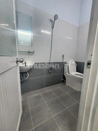 Nhà Đẹp Giá Rẻ Trệt Lầu Hẻm Xe Hơi Ỏe Nhơn Đức Nhà Bè