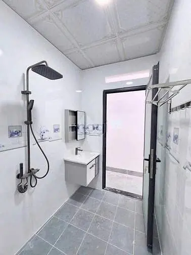Bán Nhà Lầu Mới Gần Chợ Đêm Biên Hùng Biên Hoà