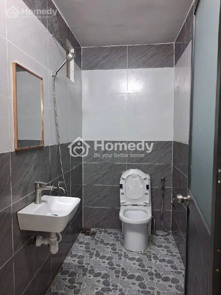 Bán Nhà Đường Bình Long, Tân Phú, Diện Tích 55M2, 3 Phòng Ngủ, Hẻm Sạch Sẽ.