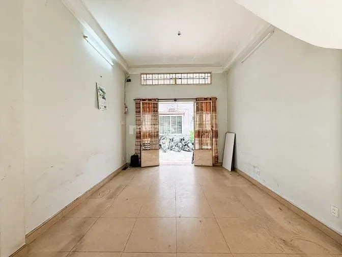 Bán Nhà 4 Tầng-80M2 Đất- Gần Ngã Tư Phú Nhuận