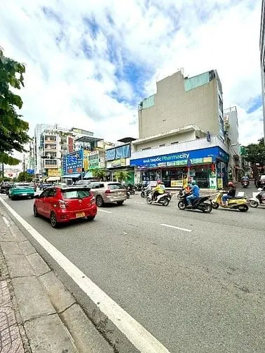 Khu Vip Hẻm Xe Tải Bạch Đằng, P2 Ngay Sân Bay, Tiện Xây Khách Sạn!!!