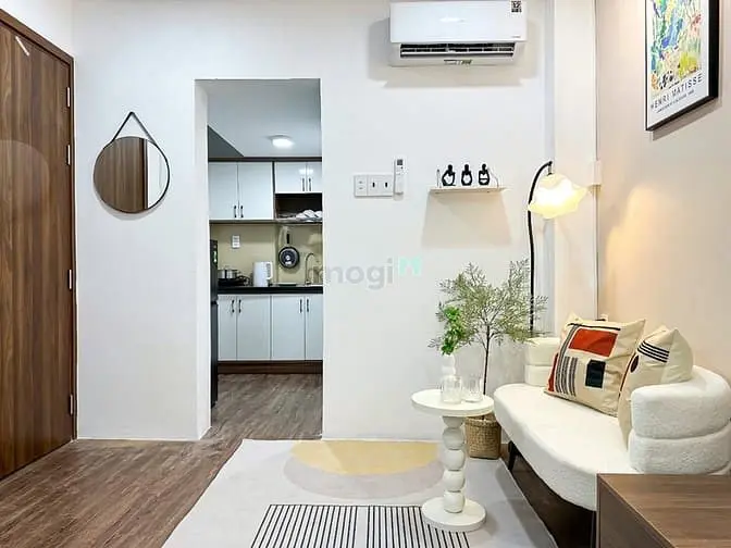Cho Thuê Căn Hộ Studio Tách Bếp Cao Cấp Ngay Trung Tâm Q5