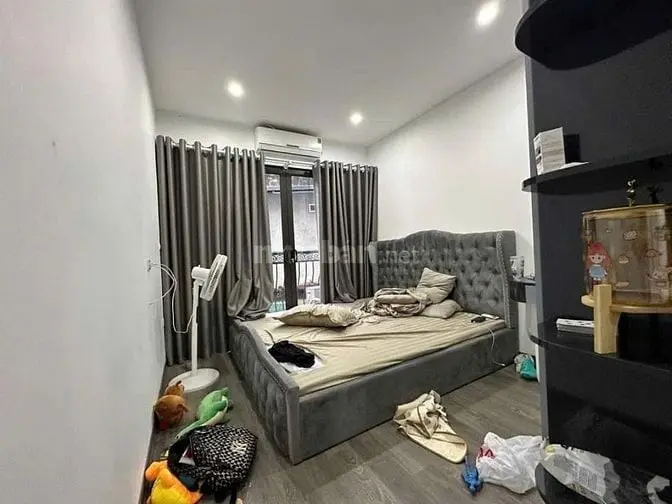 Chủ Cần Bán Gấp Nhà Phương Mai – Đường Giải Phóng, Nhà 44 M2, 6 Tầng N