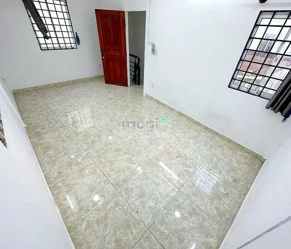 Nhà Mới (2Pn, 3Wc) Hẻm 128/6A Sư Vạn Hạnh P2 Q10