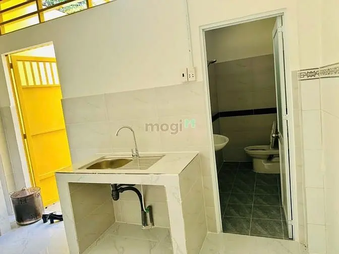 Hóc Môn, Bán Nhà Mặt Tiền Bùi Công Trừng Ngay Chợ, Dt 4X30M 4.25 Tỷ