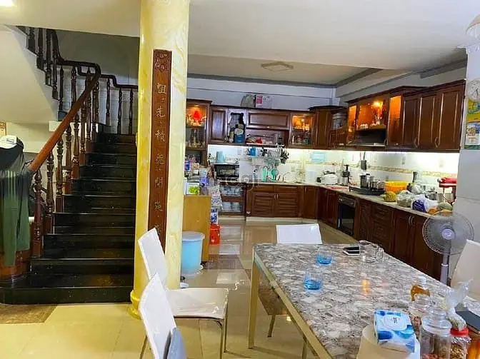 🏠 Biệt Thự 5 Tầng Quận 1 – 10 Phòng Ngủ, Thích Hợp Ở Hoặc Đầu Tư