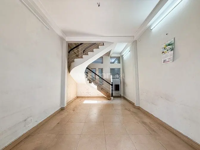 Bán Nhà 4 Tầng-80M2 Đất- Gần Ngã Tư Phú Nhuận