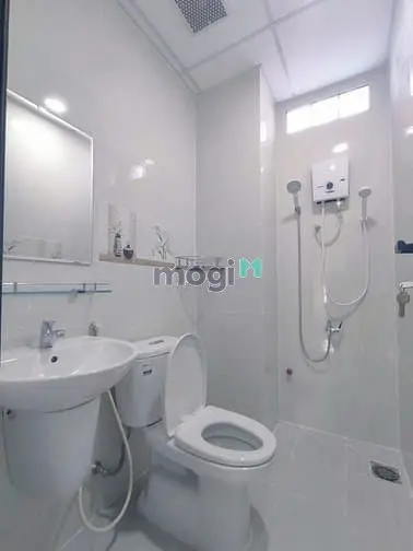 Cho Thuê Căn Hộ Studio, Có Ban Công Gần Chợ Bà Chiểu Và Các Trường Đh