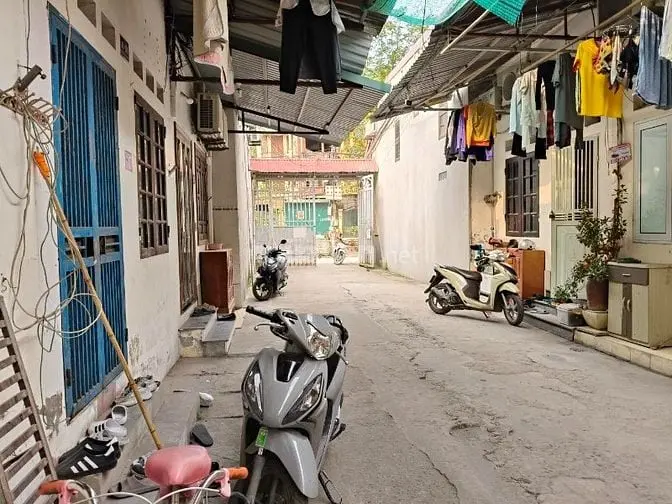 Chỉ 7,55 Tỷ Nhà Hồ Tùng Mậu 40M2 Ô Tô 7 Chỗ , Sổ Vuông, Ngõ Thông