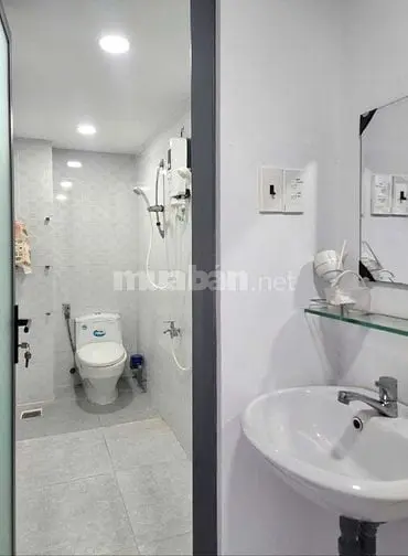 Phòng Cho Thuê, Ở Số 2/1/1, Đường 38; Phường Thủ Đức, (25 +25 Gác) M2