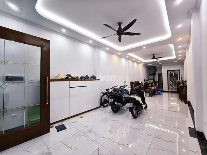 Bán Nhà Mặt Đường To Khu Đồng Tàu, Thông Ra Đường Giải Phóng, Lô Góc,