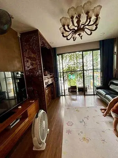Bân Gấp Chung Cư Cao Cấp Ngoại Giao Đoàn