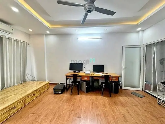Giảm 1.1 Tỷ - 5 Tầng - Hẻm 6M Thông - View Bờ Sông + Cv