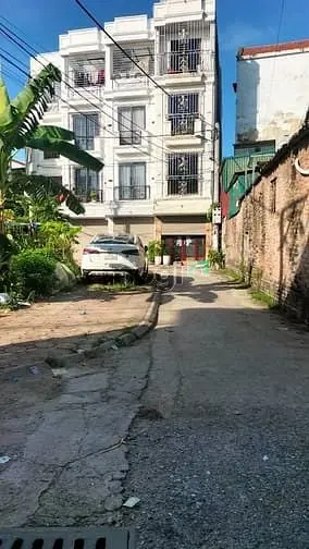 Bát Khối-Đông Dư Thượng-76M Mt 4,8M- Ô Tô Đỗ-Tương Lai Ra Trục Chính