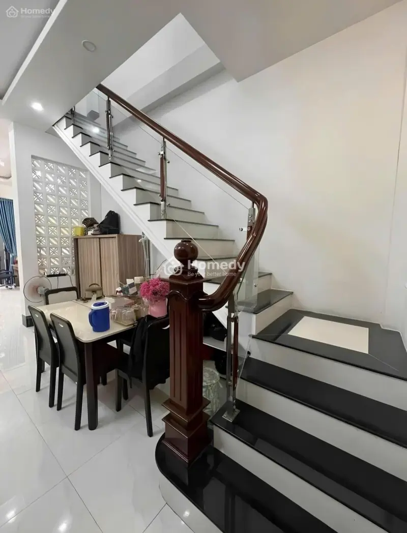 Chú Tư Cần Sang Tên Nhà Gần Chợ Đầu Mối Bình Điền, Giá 890Tr, Sổ Riêng