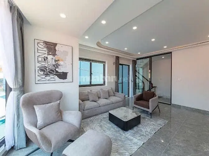 Khuôn Tiền Hiếm 7.X Tỷ Có Nhà 6 Tầng Thang Máy Phố Sài Đồng
