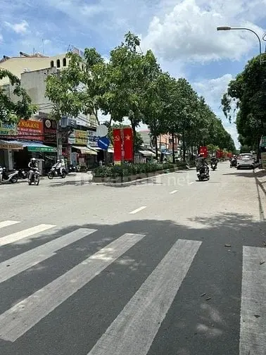 Bán Nhà 15.6 Tỷ - Mặt Tiền Đường Trần Thị Điều - Phước Long B - Quận 9