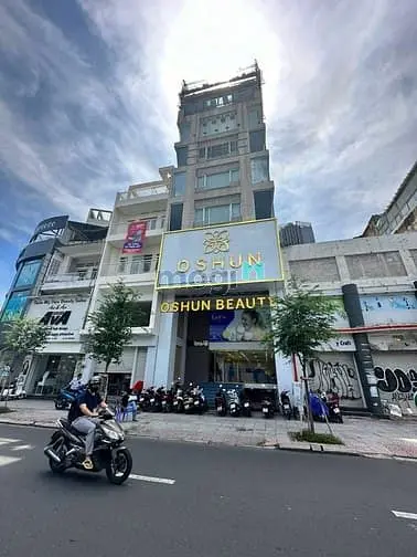 Bán Tòa Văn Phòng Mt Hoàng Sa, Quận 1. Diện Tích: 21X21 Giá 120 Tỷ