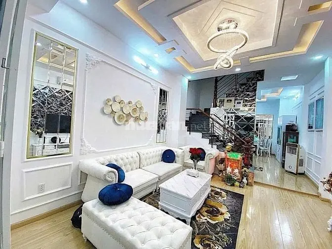 Chủ Hạ Giá Bán Gấp Căn Nhà 3/2 - Quận 10 - Giá Hạ Còn 5 Tỷ 890