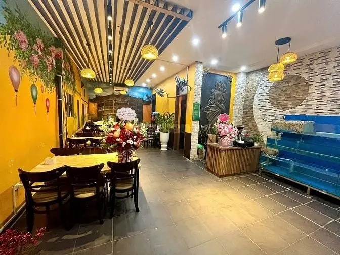 🔥 Mặt Phố Hoàng Văn Thái – Sang Nhượng Quán Ăn Full Đồ 🍜