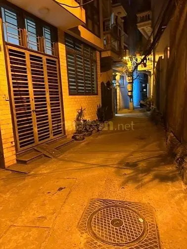 Chính Chủ Bán Nhà Ngõ 3 Gác Lê Thanh Nghị 5 Tầng Lô Góc 10,8 Tỷ